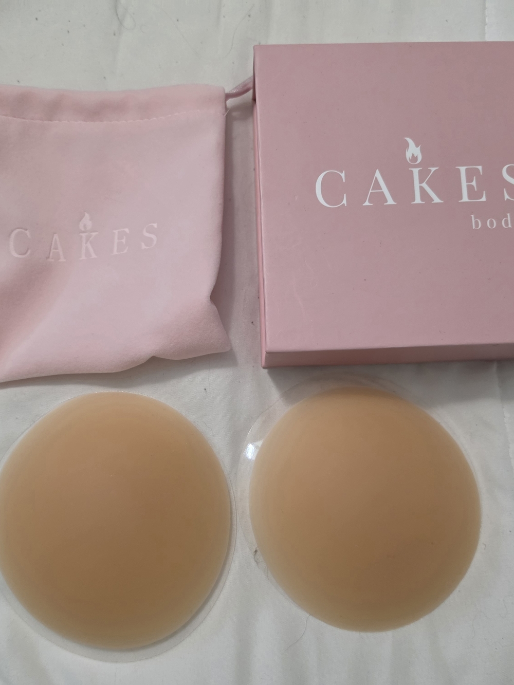 CAKES Body Nude Adhesive Silicone Nipple Covers - Reusable Invisible Pasties